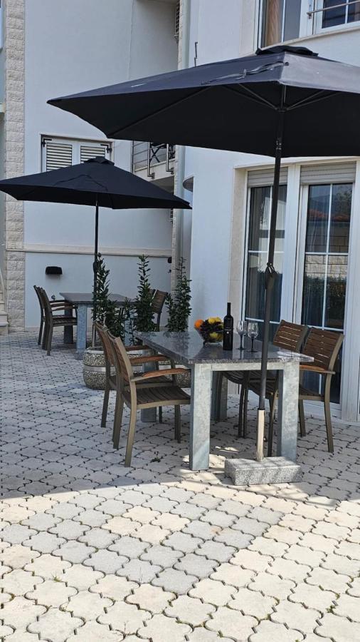 Apartmani Barnjak Traù Esterno foto