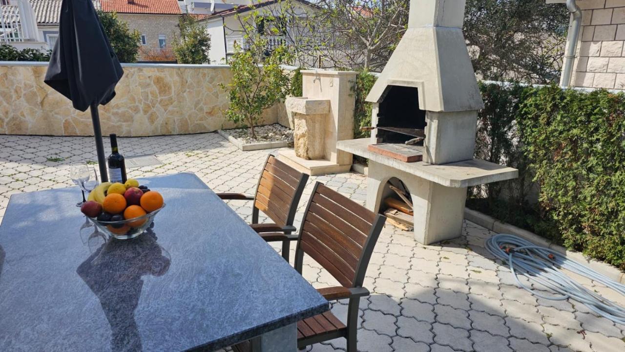 Apartmani Barnjak Traù Esterno foto