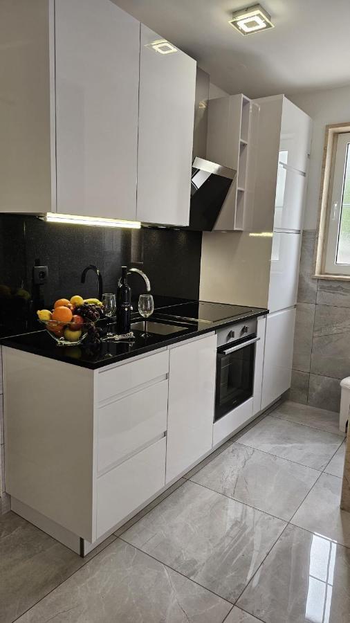 Apartmani Barnjak Traù Esterno foto